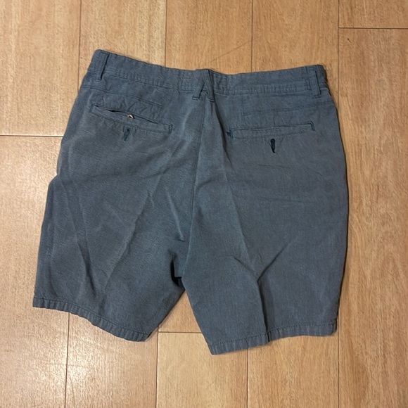 Shorts - Picture 5 of 5